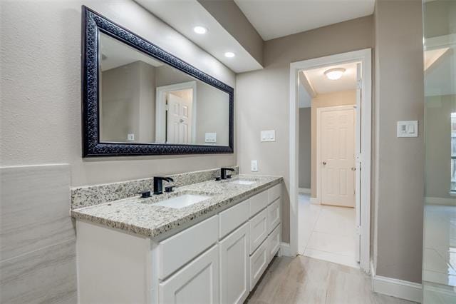 Building Photo - 3104 Cambridge Dr