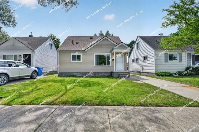 Building Photo - Fully Renovated 3-Bedroom Bungalow in Warren