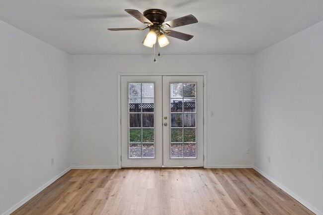 Building Photo - Wonderful 3 Bedroom Home with New Flooring and Paint