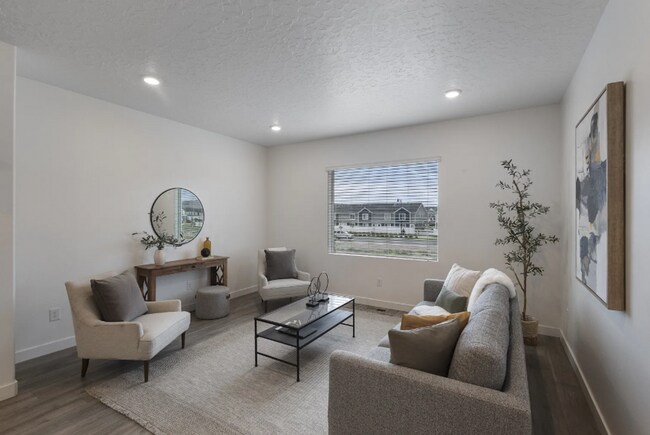 Building Photo - 3 Bed/3 Bath Townhouse in Saratoga Springs