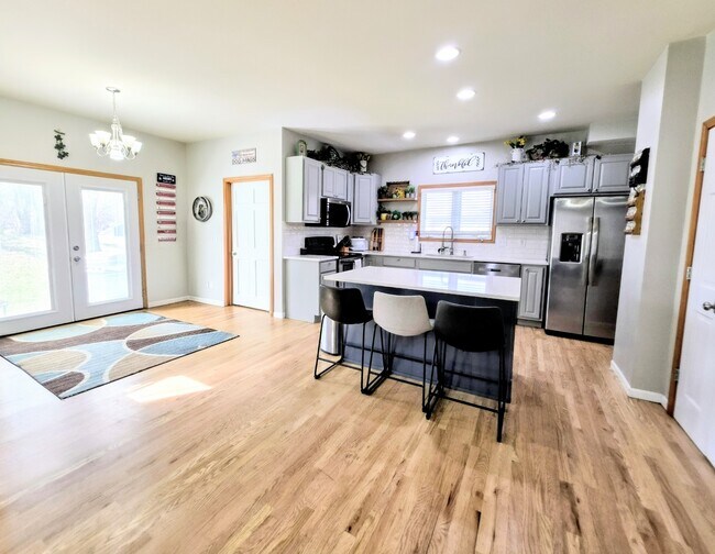 Building Photo - 4506 Kelsey Dr