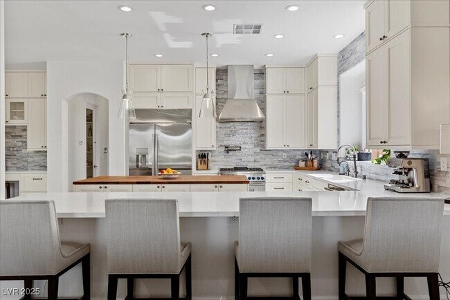 Building Photo - 9312 Provence Garden Ln