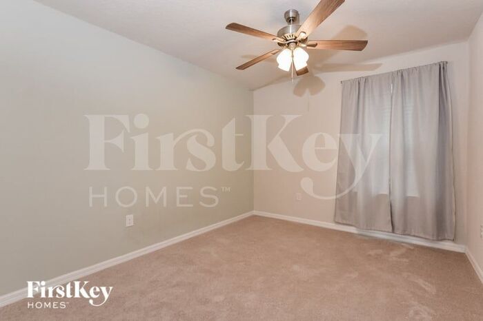 Building Photo - 3124 Armstrong Spring Dr