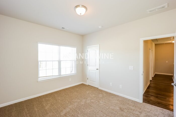 Building Photo - 31 Cliffbriar Terrace