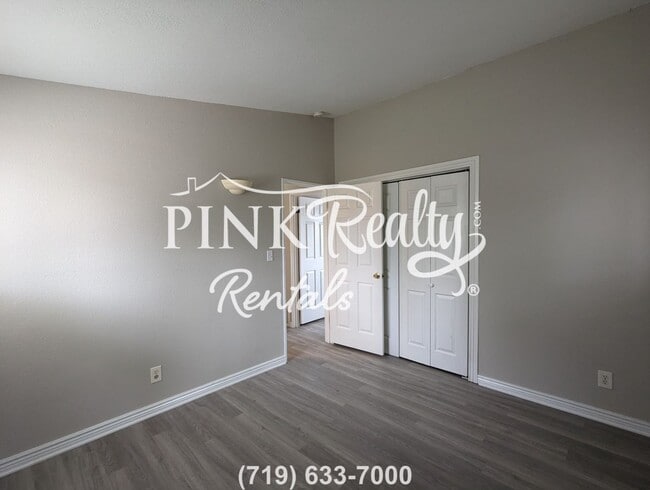 Building Photo - 123 Amherst St