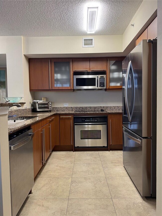 Building Photo - 2080 S Ocean Dr