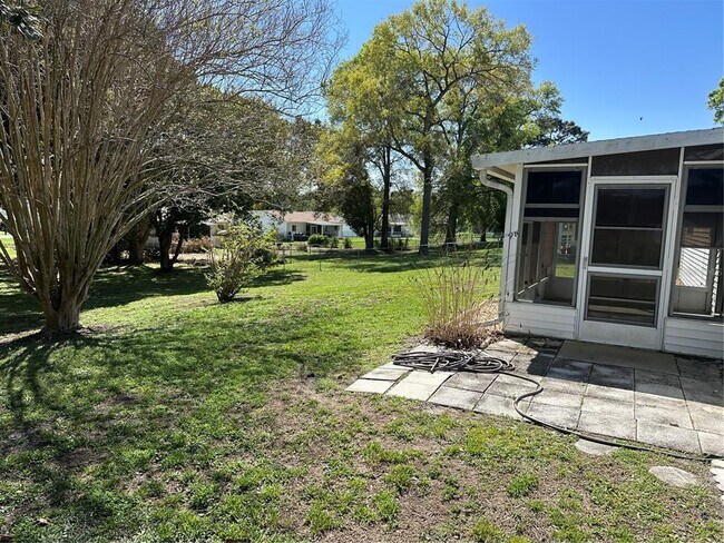 Building Photo - 11143 SW 78th Ave