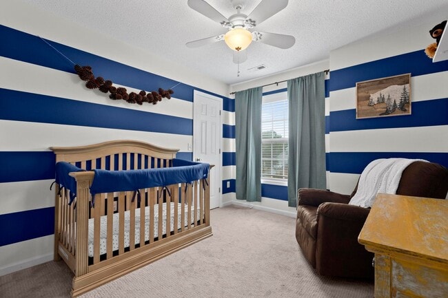 Building Photo - Home in Waterfront Community