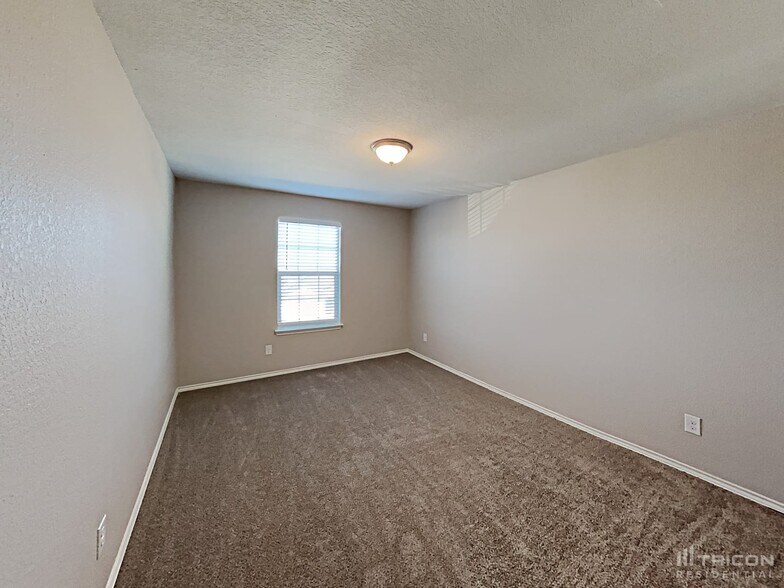 Building Photo - 7135 Aphrodite Mist