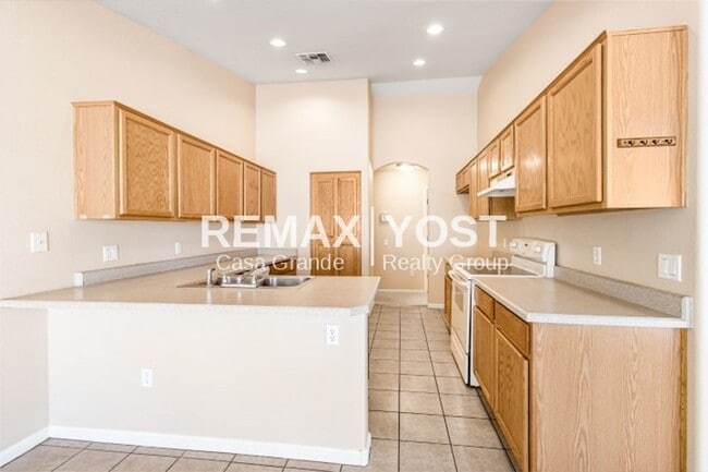 Building Photo - Lovely home in College Park!