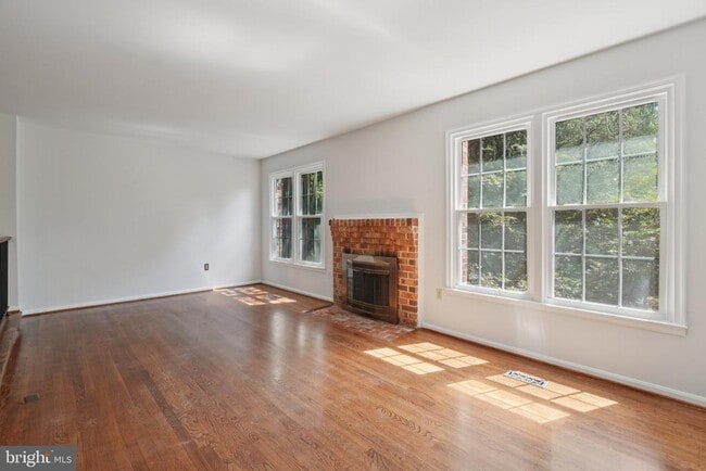 Building Photo - 7801 Byrds Nest Pass