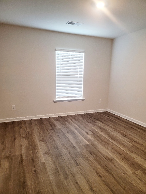 Building Photo - 752 Wimbee Ct