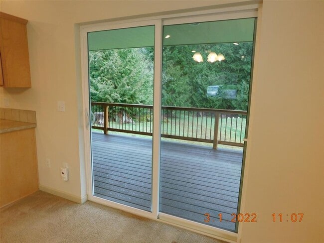 Building Photo - Single Family Home located in a quiet, pea...