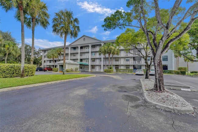 Primary Photo - 1502 Whitehall Dr
