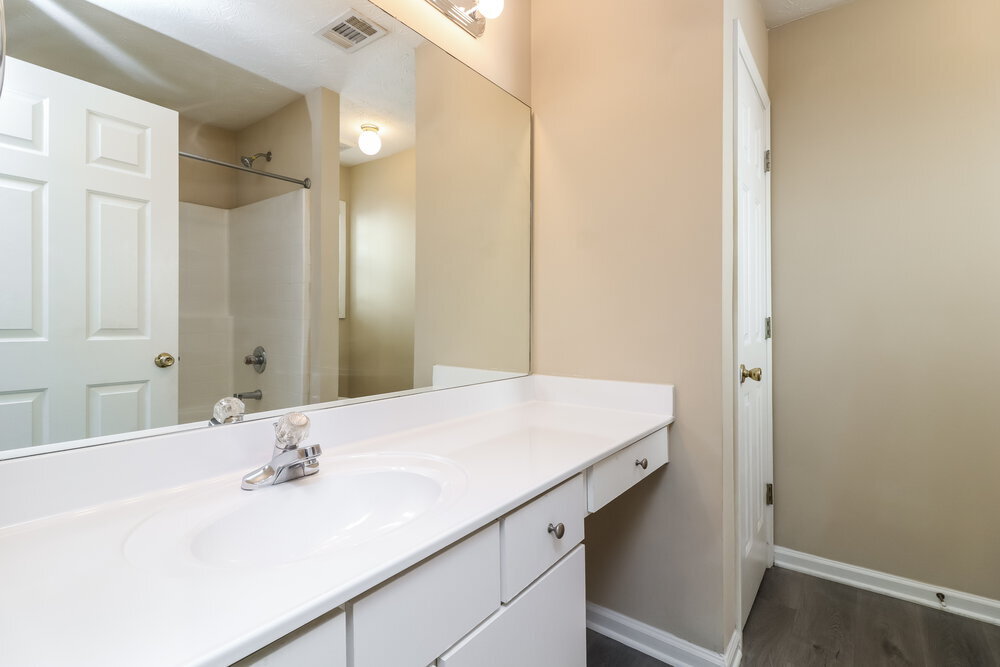 Building Photo - 300 Kentshire Pl NW