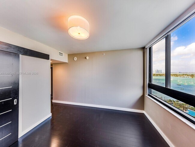 Building Photo - 1330 West Ave