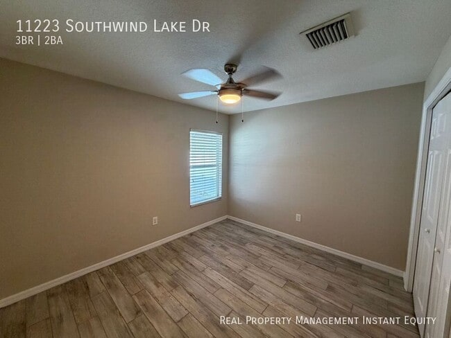 Building Photo - 11223 Southwind Lake Dr