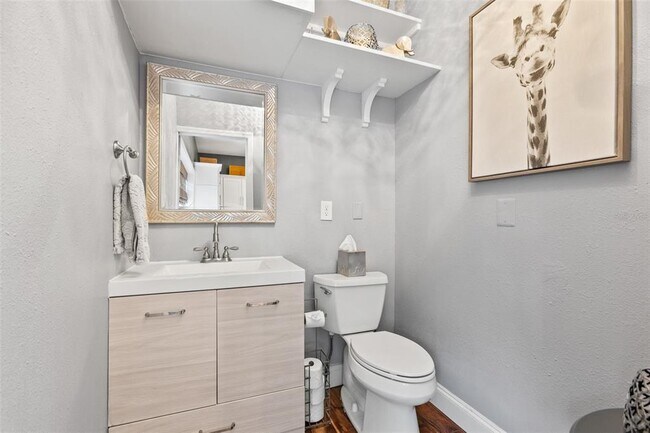 Building Photo - 574 Ryans Woods Ln