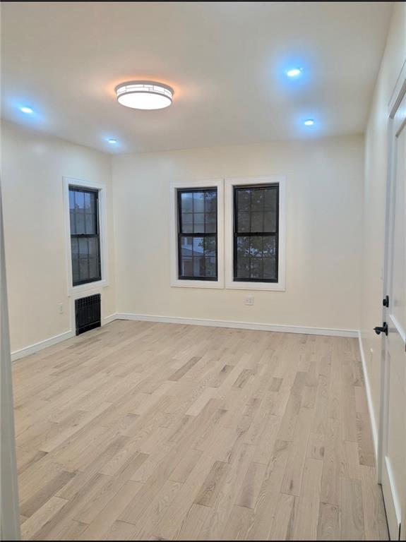 Building Photo - 1144 E 37th St