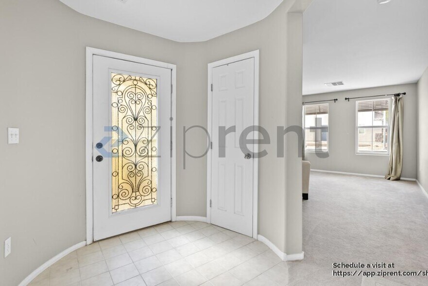 Building Photo - 5580 Avent Ferry St