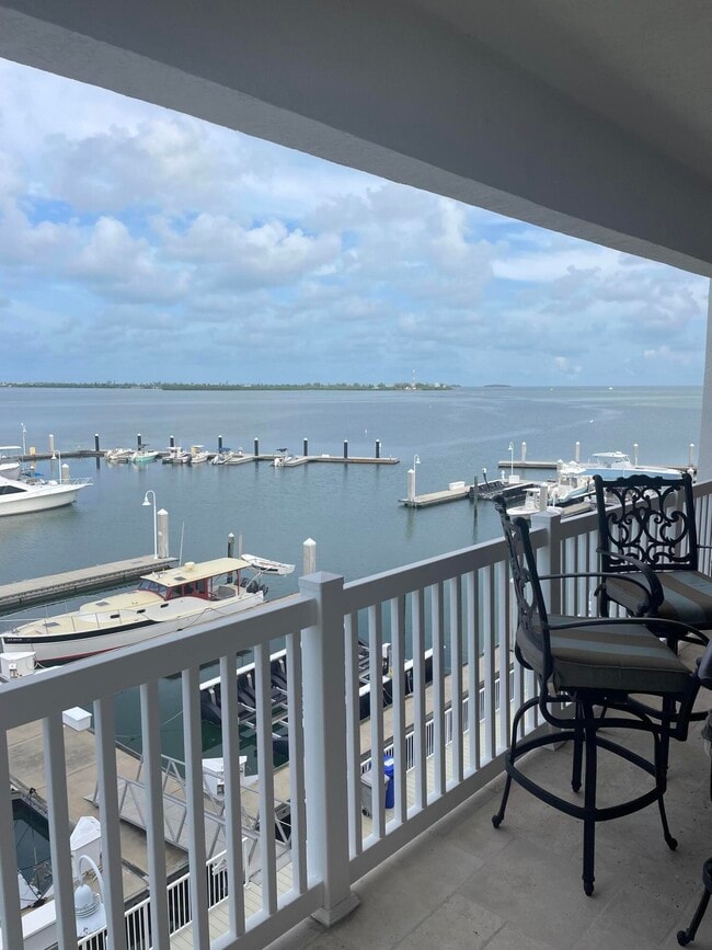 Building Photo - 5605 College Rd