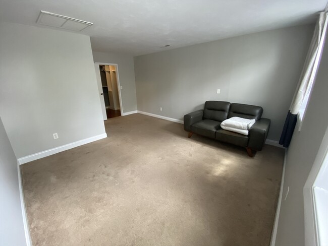 Building Photo - 150 Rumford Ave