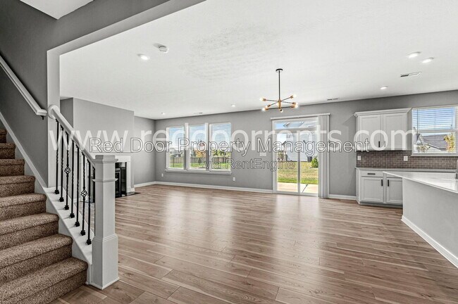 Building Photo - 15648 W Rail Dr
