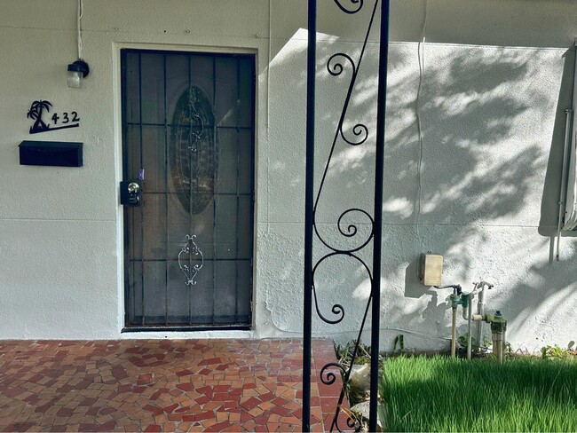 Building Photo - 432 NW 15th Ave