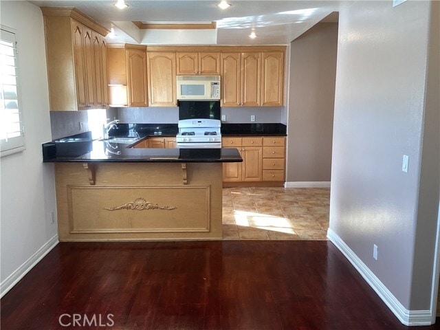 Building Photo - 5145 Yarmouth Ave