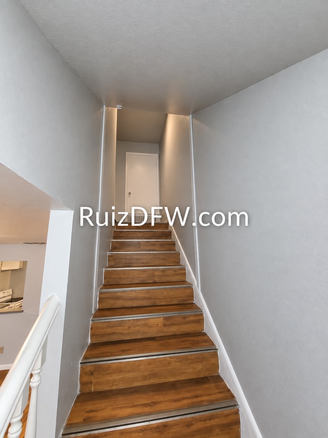 Building Photo - 3601-3603 Ripy Ct