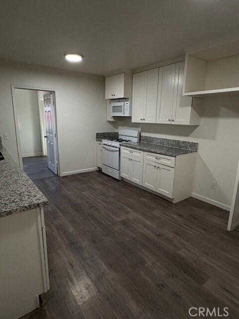 Building Photo - 1486 Salina St