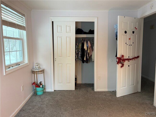 Building Photo - 7667 Charlemont Dr