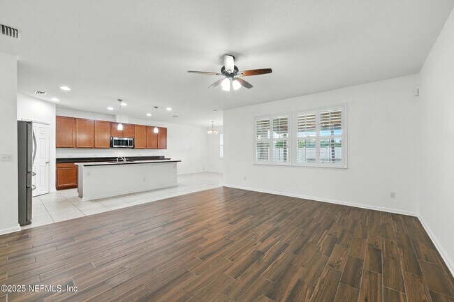 Building Photo - 1002 Wetland Ridge Cir