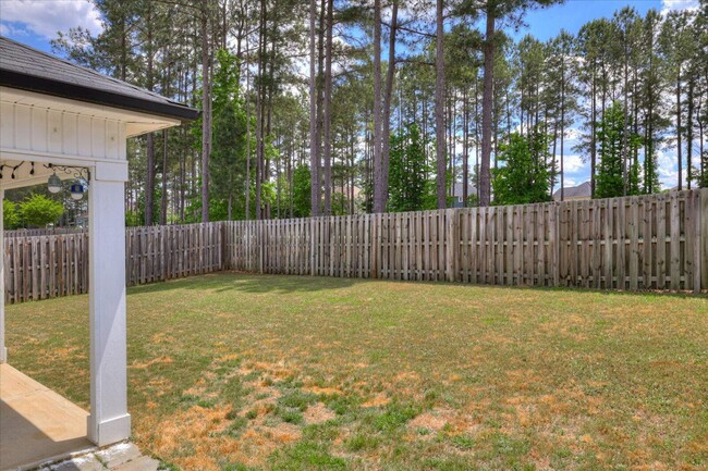 Building Photo - Canterbury Farms Beautiful Home