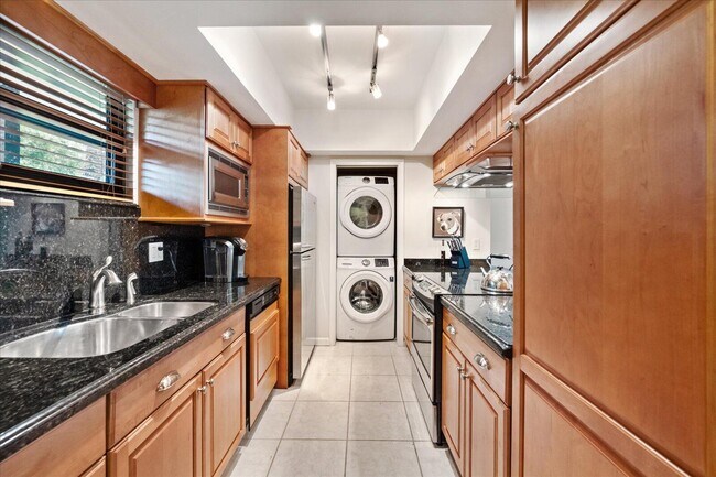 Building Photo - 13334 Polo Club Rd