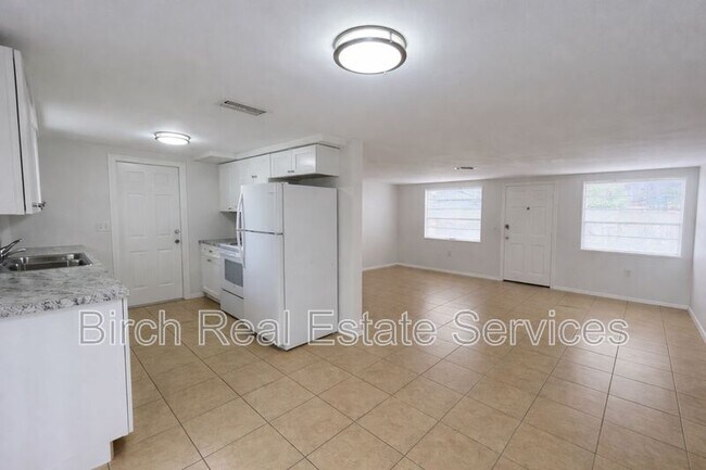 Building Photo - 3101 Matchlock Dr