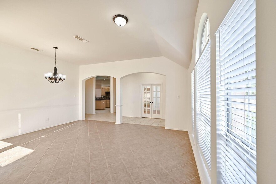 Building Photo - 11913 Wildwood Ln