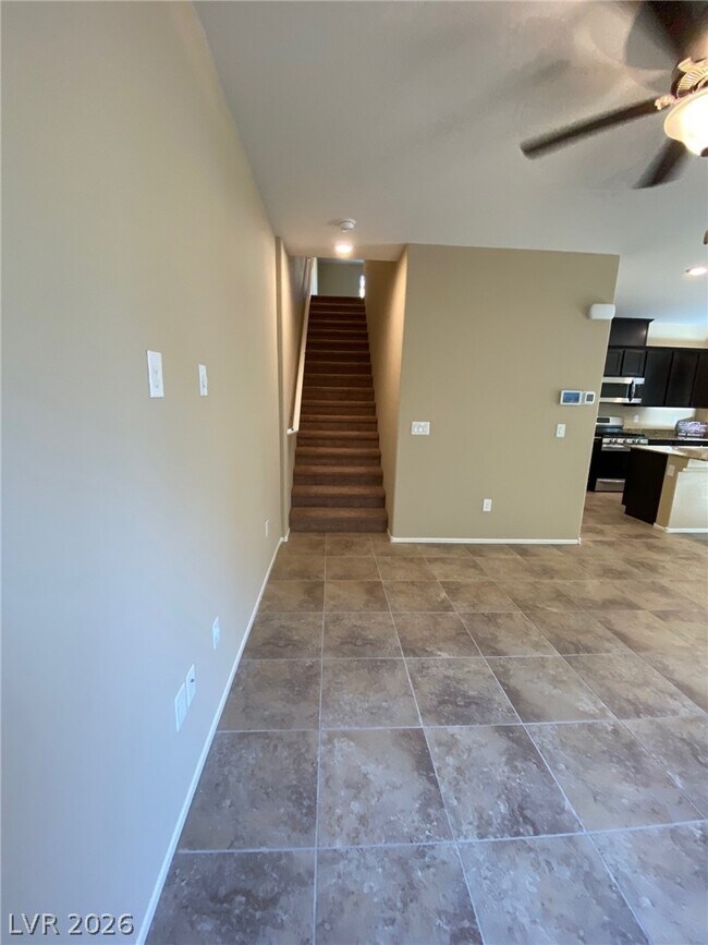 Building Photo - 7312 Halo Falls St