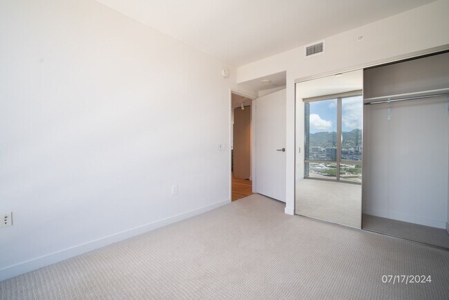 Building Photo - Resort-Like 2BR/2BR/2PKG in AE'O, Kakaako!
