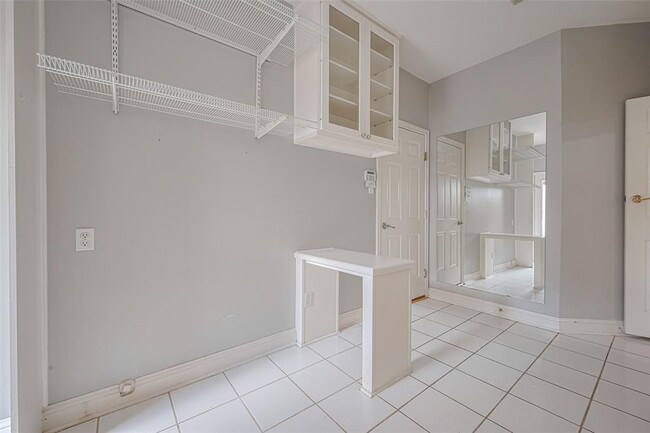 Building Photo - 5302 Fayette St