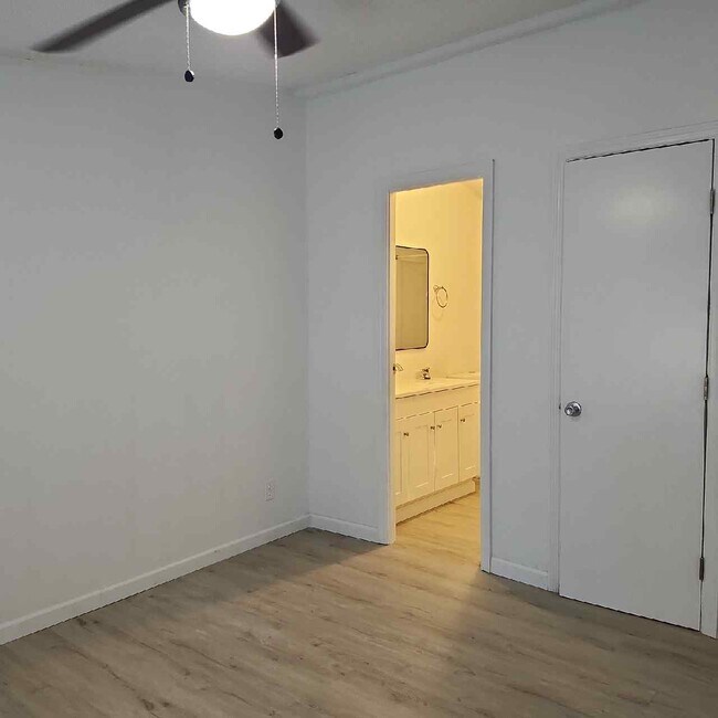 Building Photo - 85008 Loretta Ln