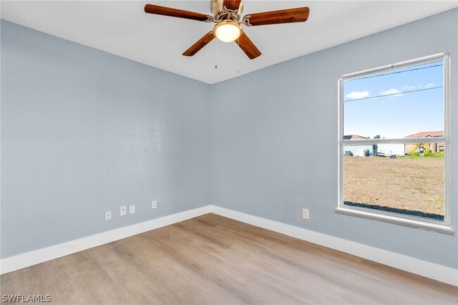 Building Photo - 1715 NE 2nd Ave