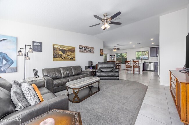 Building Photo - 18557 W Pueblo Ave