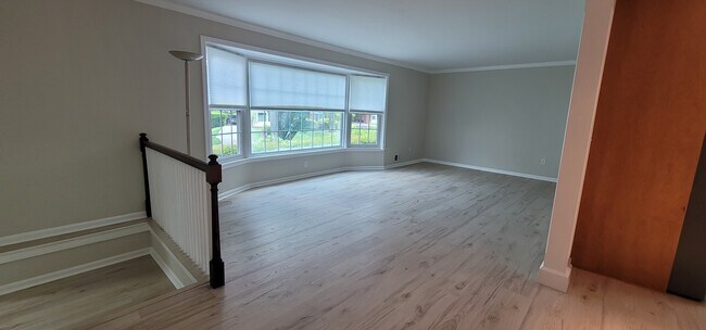 Building Photo - 12812 Bluet Ln
