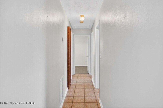 Building Photo - 2285 Fruitwood Ct