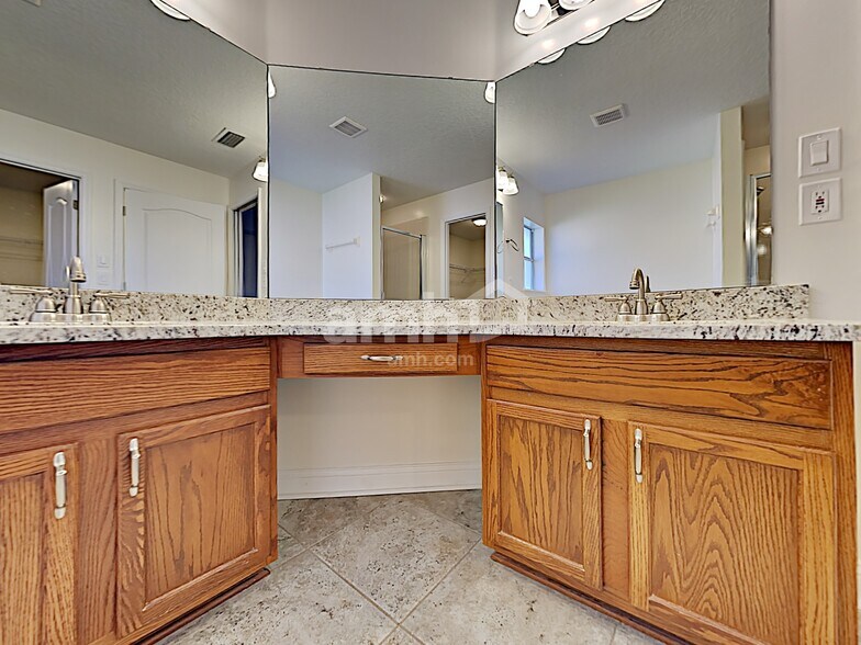 Building Photo - 502 Chinkapin Ct