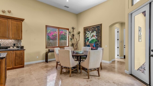 Building Photo - 46710 Bradshaw Trail