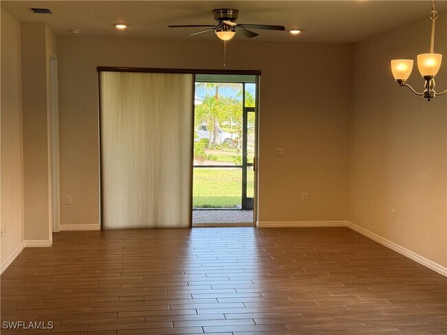 Building Photo - 1273 Enbrook Lp