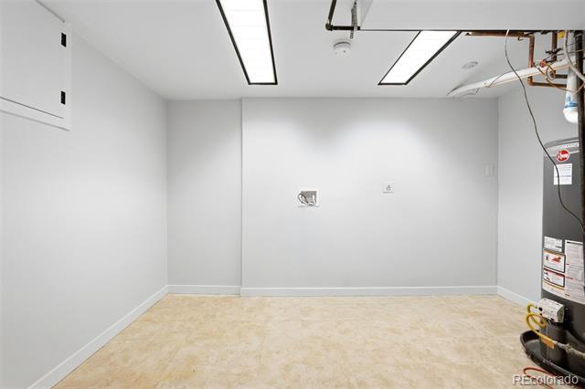 Building Photo - 6752 S Dahlia Ct