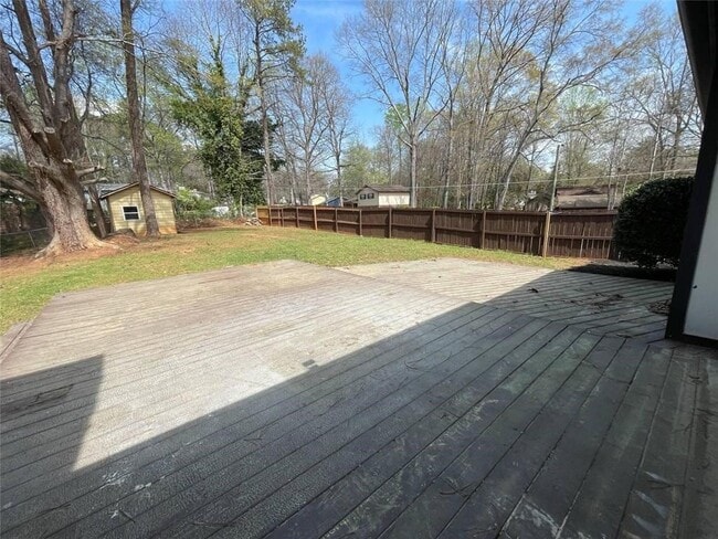 Building Photo - 1202 Lafayette Dr SW